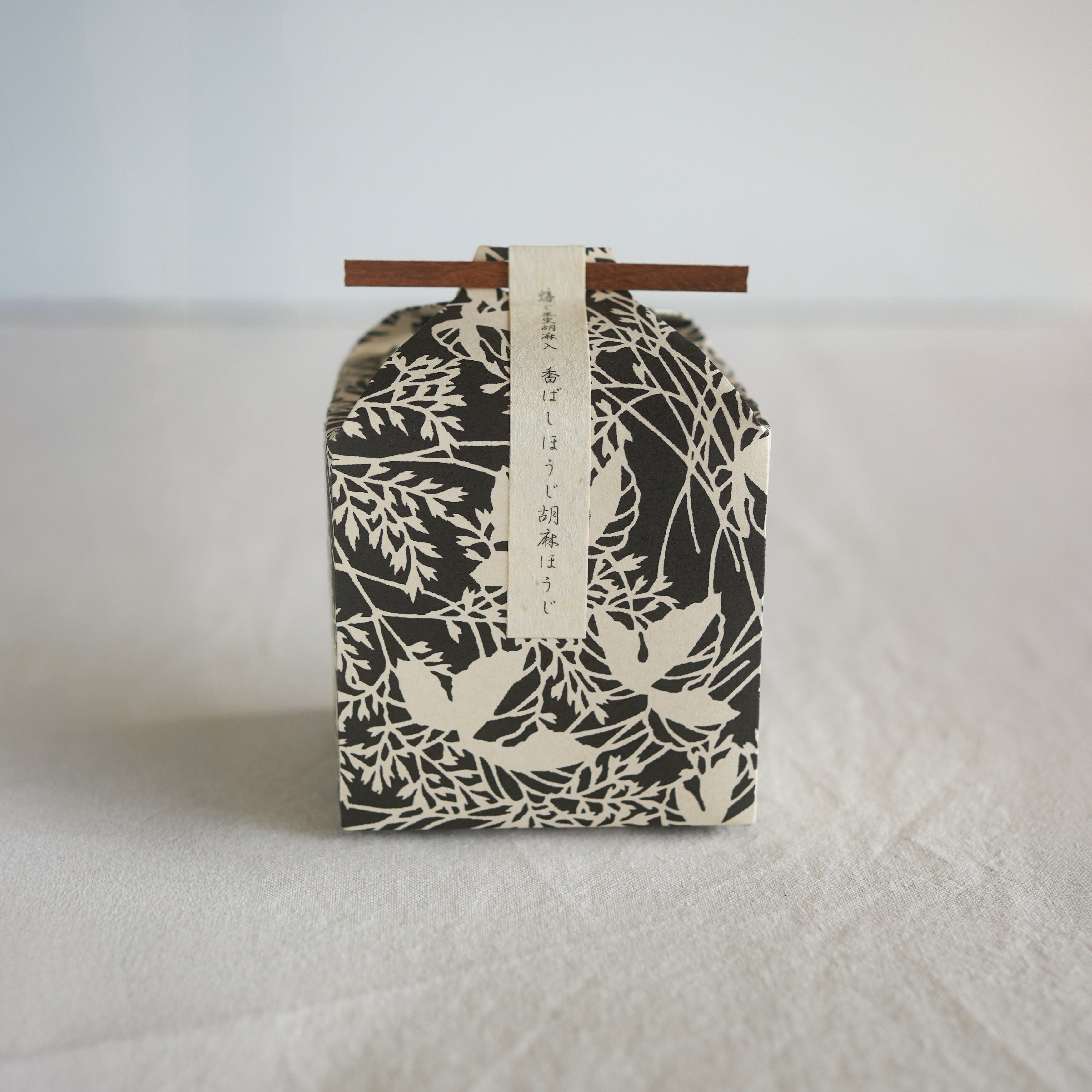 Hoji roasted Green tea with black sesame 45g